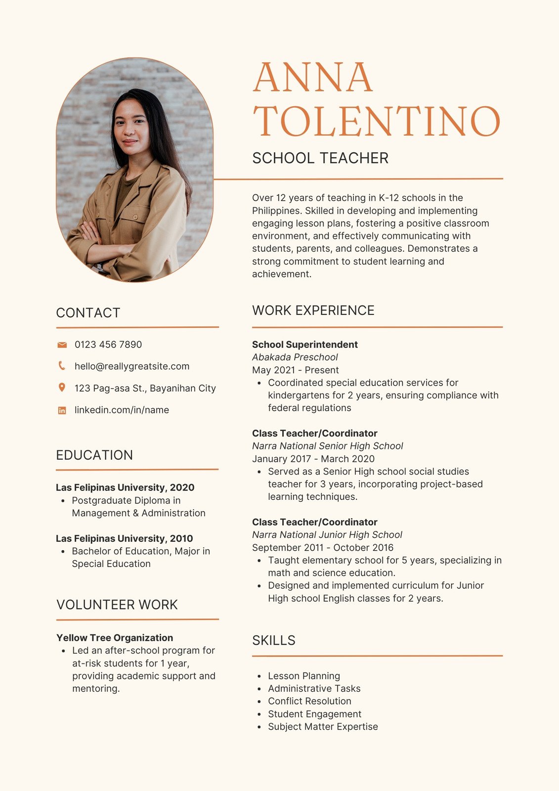 Elegant resume template with sophisticated design